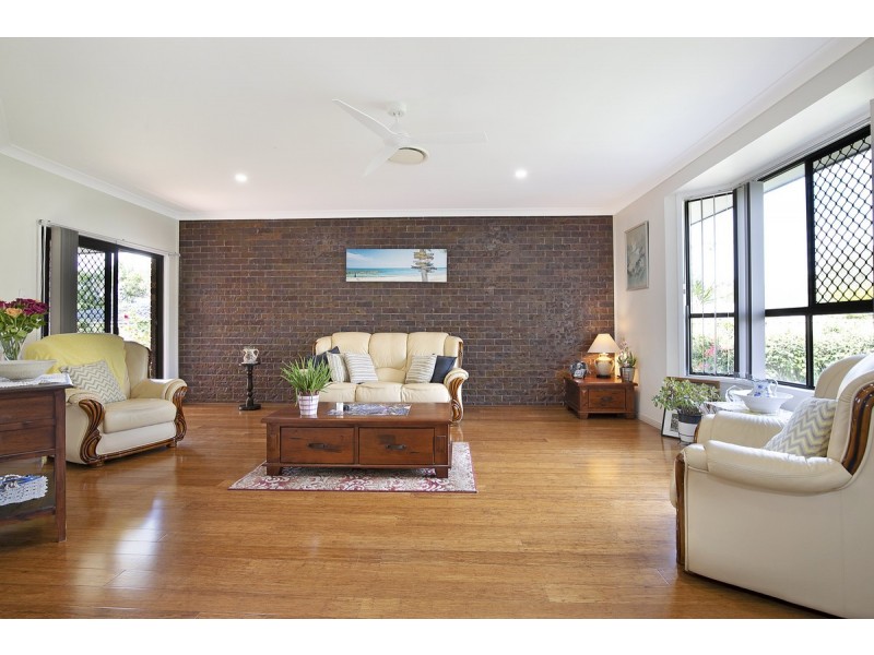 16 Kooringa Avenue, Cleveland QLD 4163