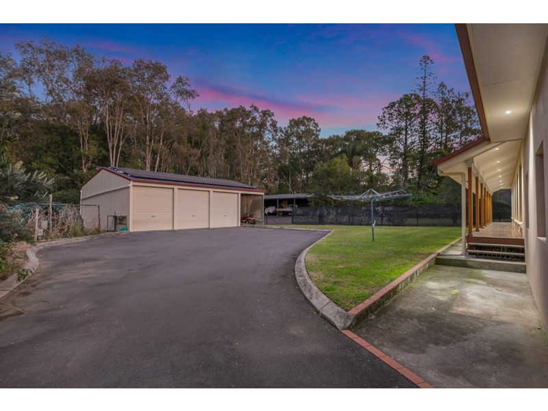 2 Dinwoodie Road, Thornlands QLD 4164
