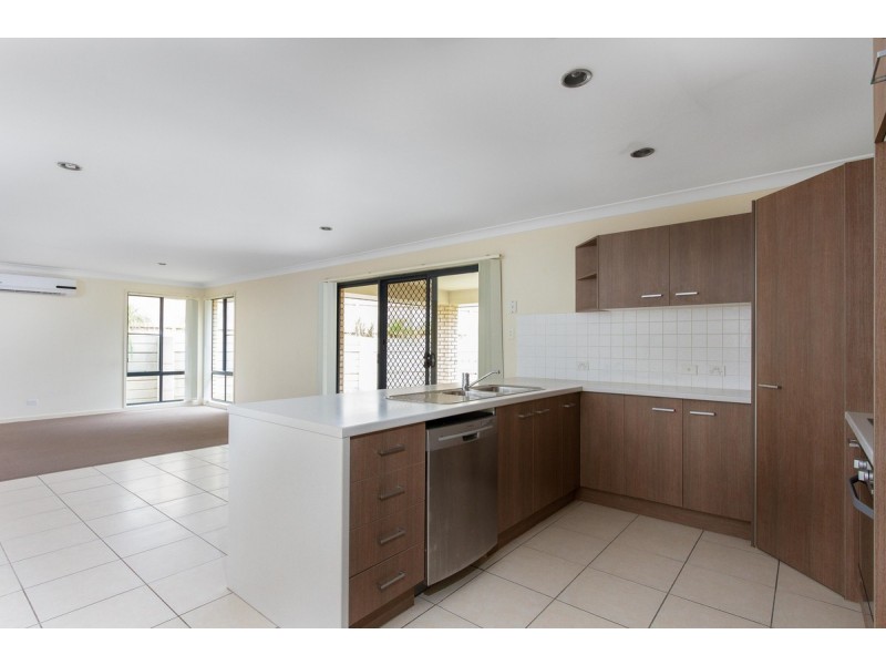 5 Louise Court, Eagleby QLD 4207