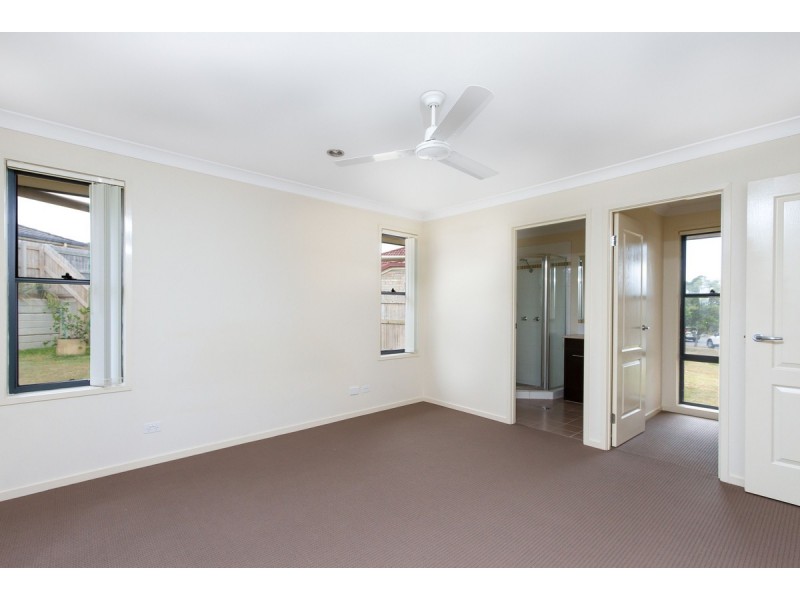 5 Louise Court, Eagleby QLD 4207