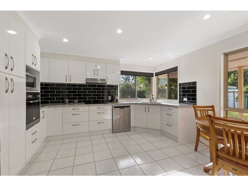 42 Hanover Drive, Alexandra Hills QLD 4161