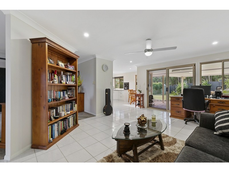 42 Hanover Drive, Alexandra Hills QLD 4161