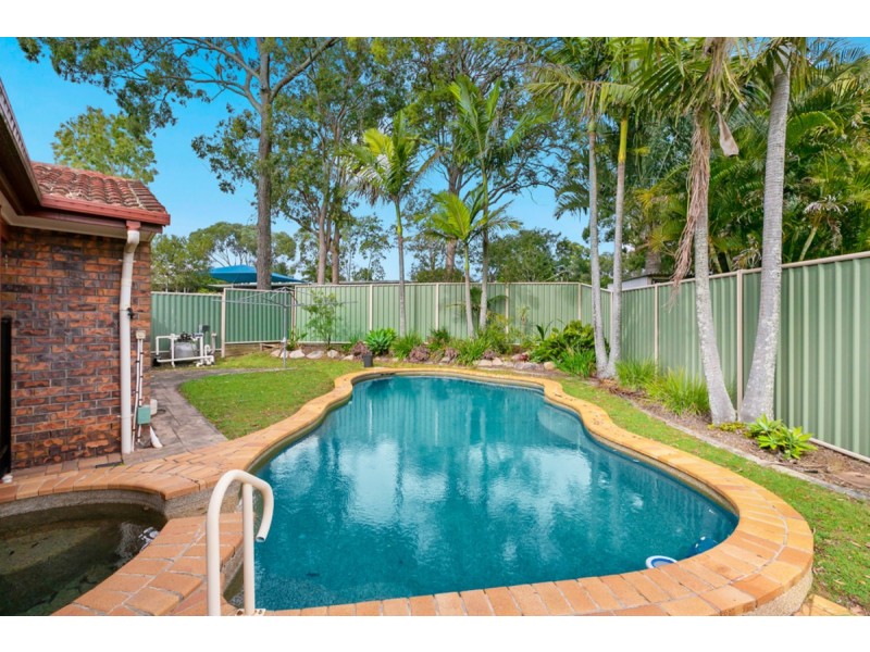 5 Linthorpe Court, Capalaba QLD 4157