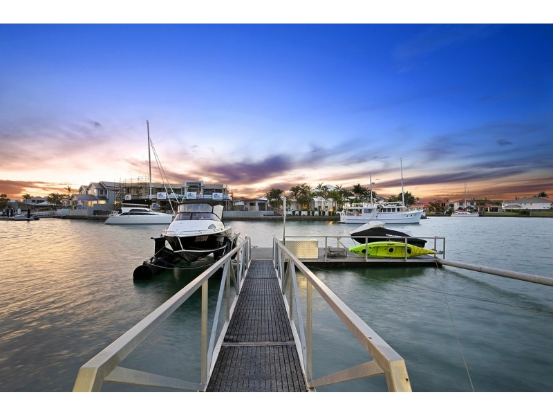 17 Voyagers Court, Raby Bay QLD 4163