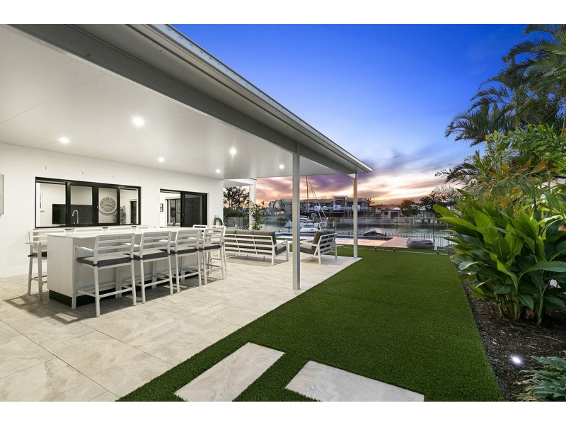 17 Voyagers Court, Raby Bay QLD 4163
