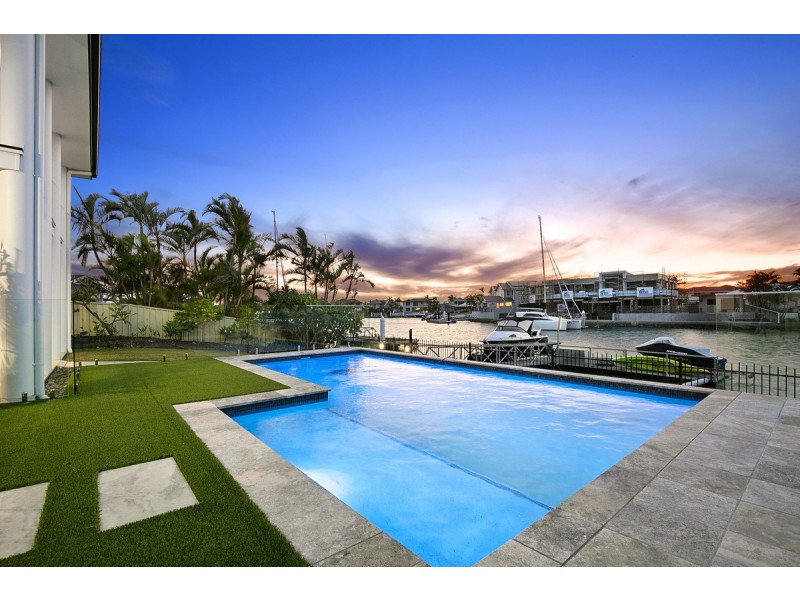 17 Voyagers Court, Raby Bay QLD 4163