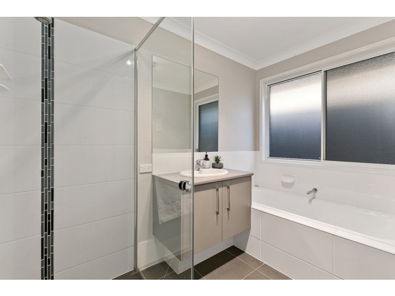 13 Penda Circuit, Victoria Point QLD 4165