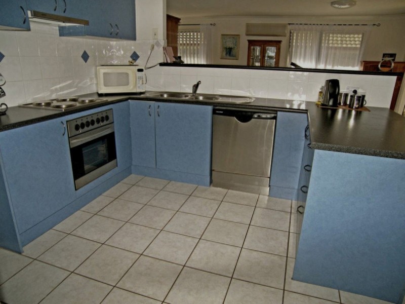 28 Schonrock Street, Wellington Point QLD 4160