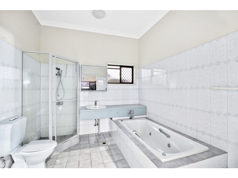 83 Masthead Drive, Raby Bay QLD 4163