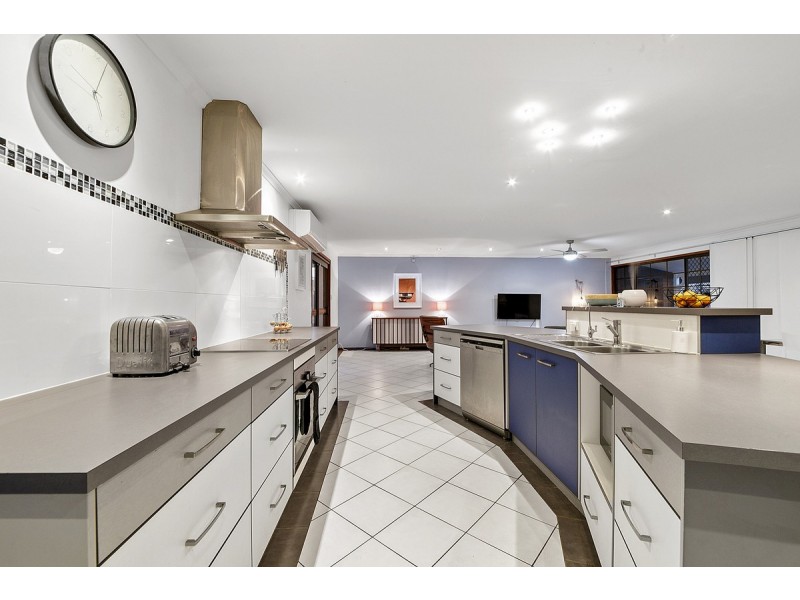 494 Main Road, Wellington Point QLD 4160