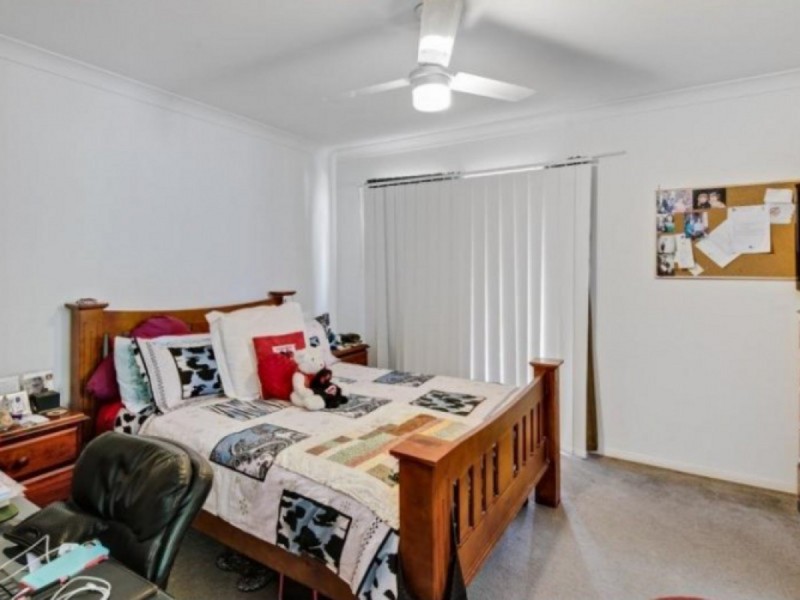 4 Raife Close, Wellington Point QLD 4160