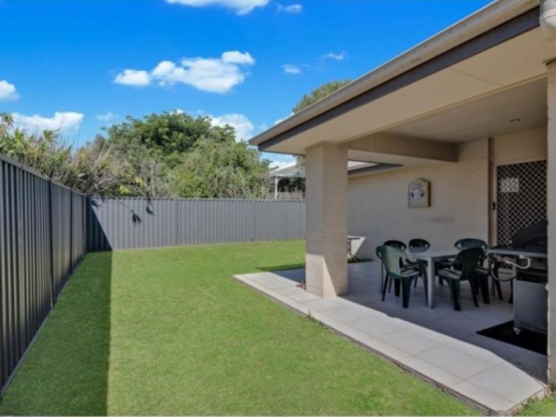 4 Raife Close, Wellington Point QLD 4160