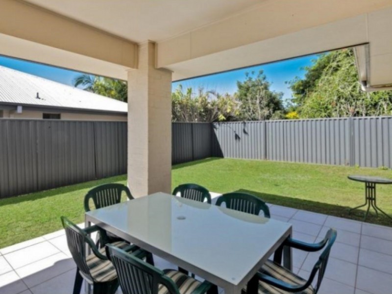 4 Raife Close, Wellington Point QLD 4160