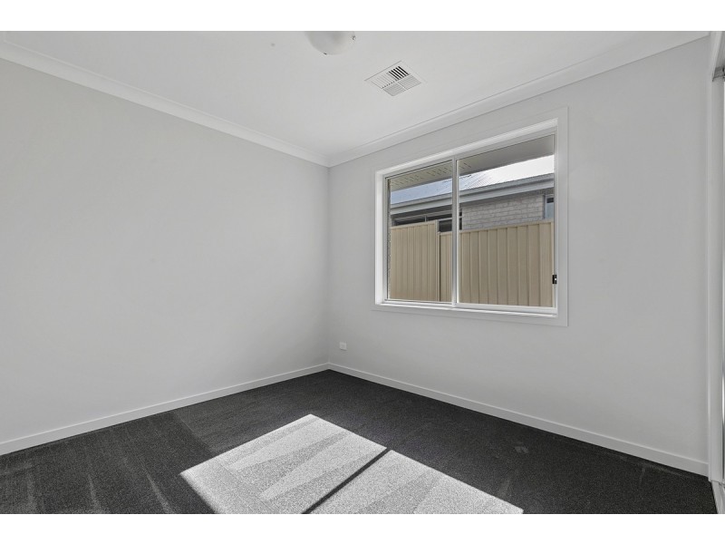5 Frederick Street, Wellington Point QLD 4160