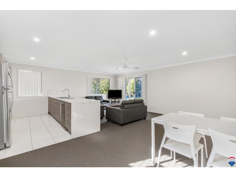 15 Valley Road, Wellington Point QLD 4160