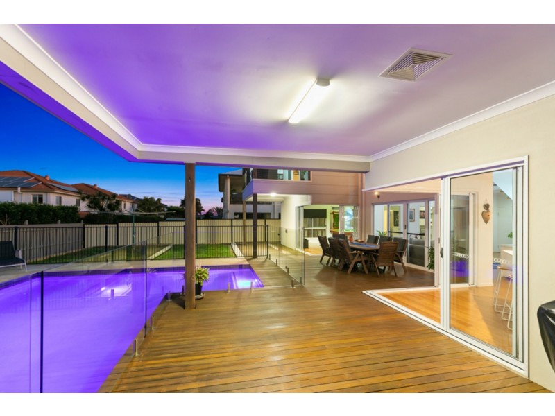 7 Orpheus Place, Redland Bay QLD 4165