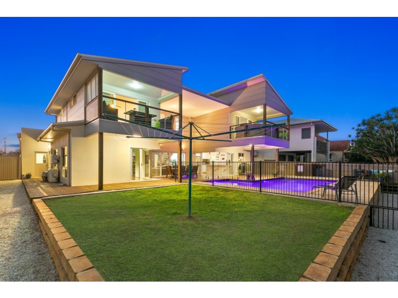 7 Orpheus Place, Redland Bay QLD 4165