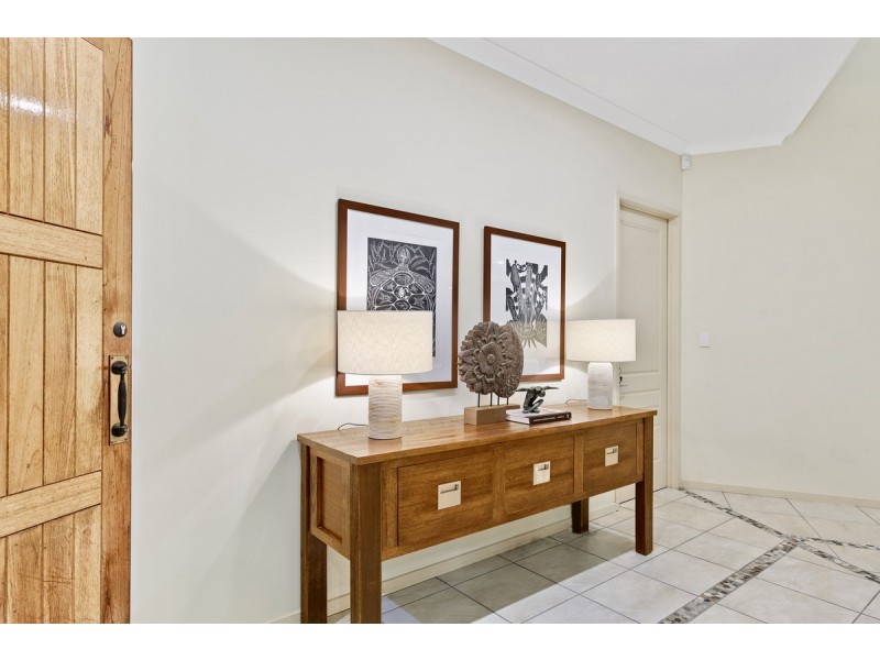 20 Conochie Place, Ormiston QLD 4160