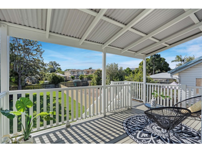 61 Haig Street, Wynnum West QLD 4178