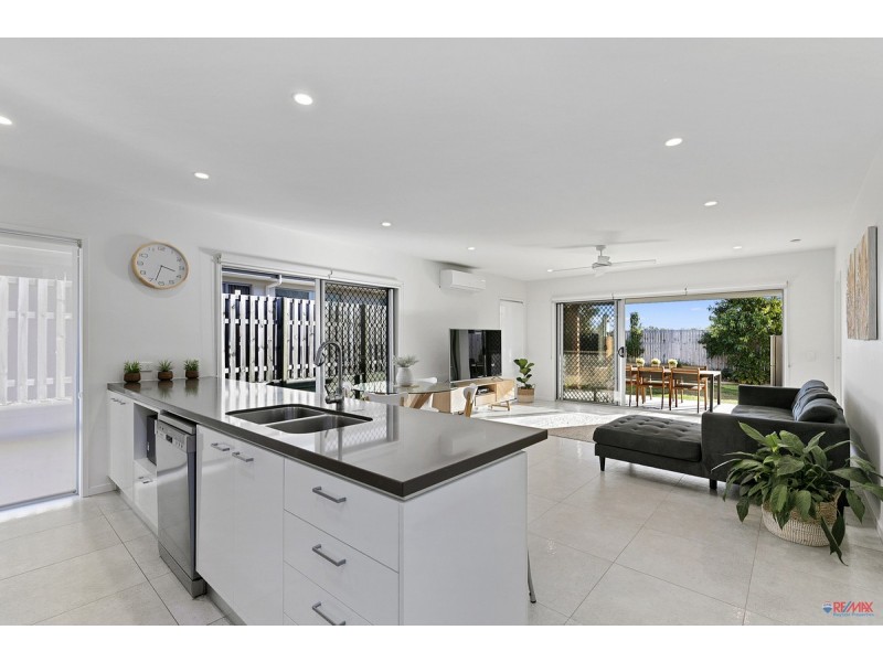 33 Ravenbourne Circuit, Capalaba QLD 4157