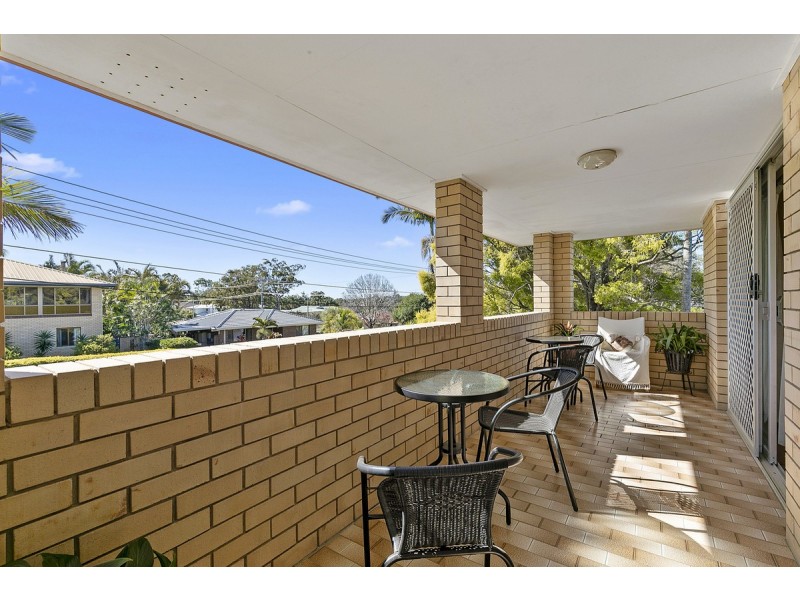 4 Linda Street, Birkdale QLD 4159