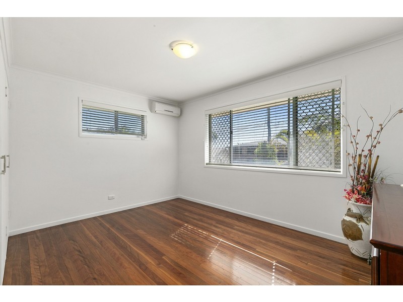 4 Linda Street, Birkdale QLD 4159