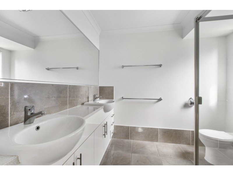 2/26 Starkey Street, Wellington Point QLD 4160