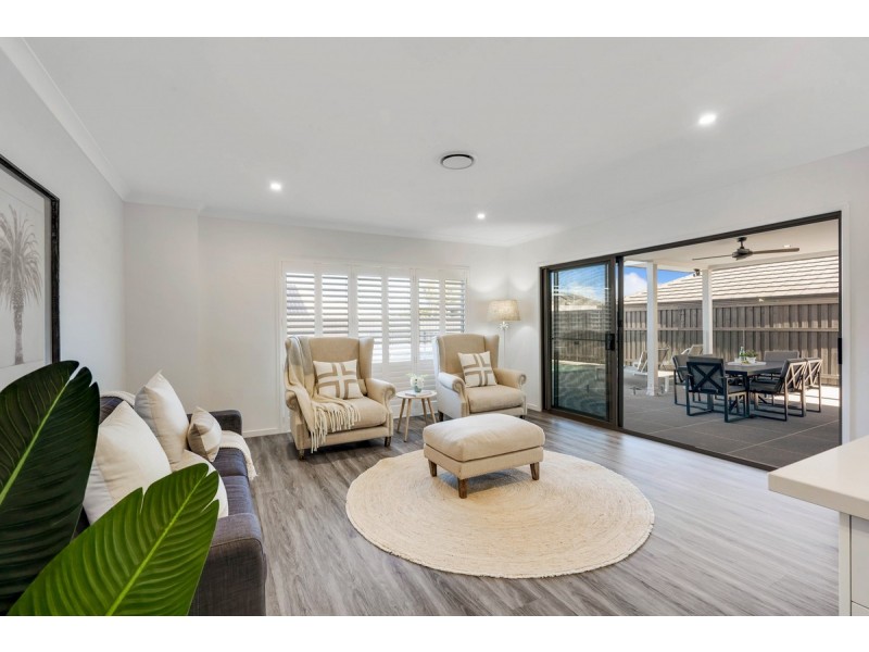 56 Congreve Crescent, Thornlands QLD 4164