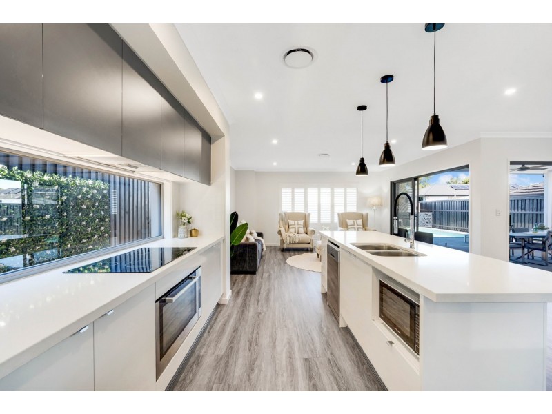 56 Congreve Crescent, Thornlands QLD 4164