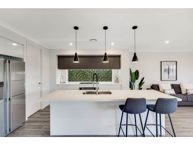 56 Congreve Crescent, Thornlands QLD 4164