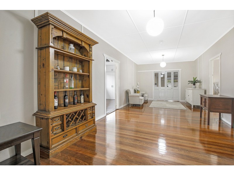 33 Yeo Street, Victoria Point QLD 4165