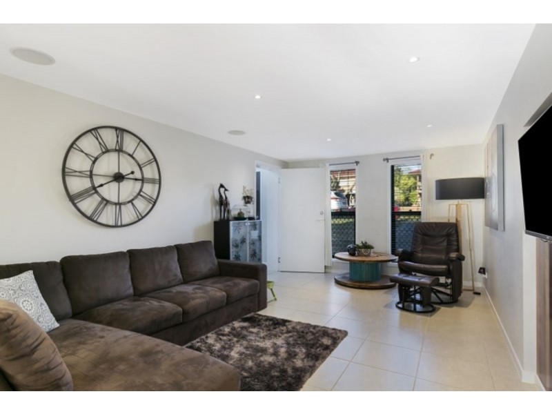 35 Drevesen Avenue, Cleveland QLD 4163