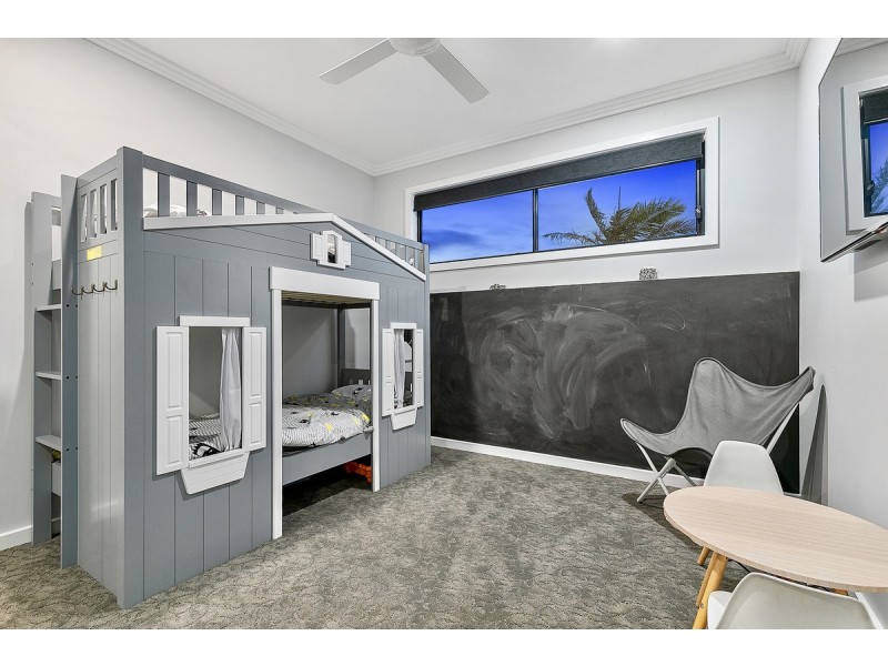59 Anchorage Drive, Raby Bay QLD 4163