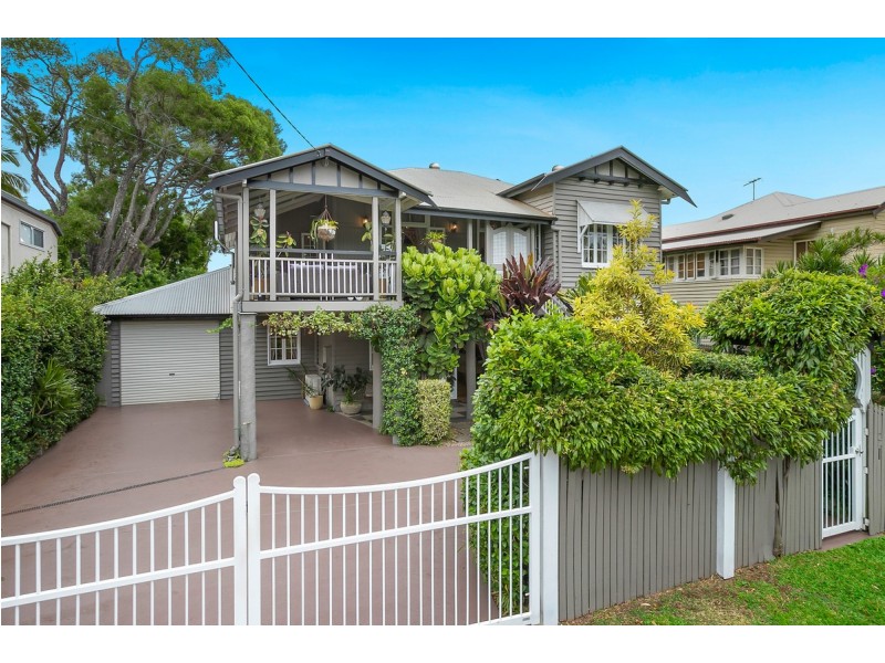 2 Keppell Street, Birkdale QLD 4159