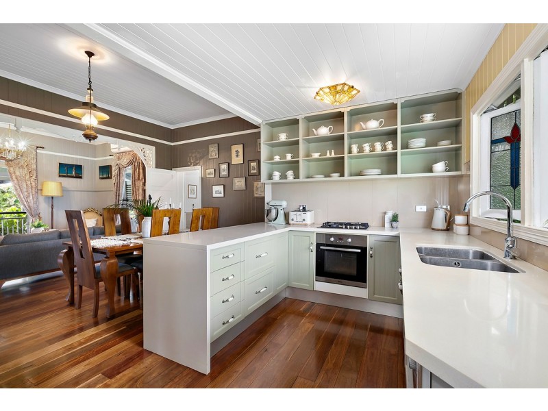 2 Keppell Street, Birkdale QLD 4159