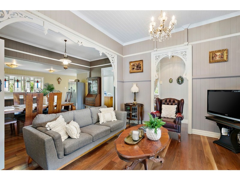 2 Keppell Street, Birkdale QLD 4159