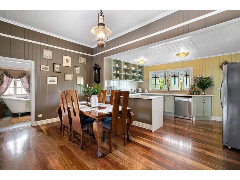 2 Keppell Street, Birkdale QLD 4159