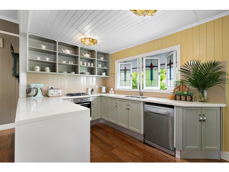 2 Keppell Street, Birkdale QLD 4159