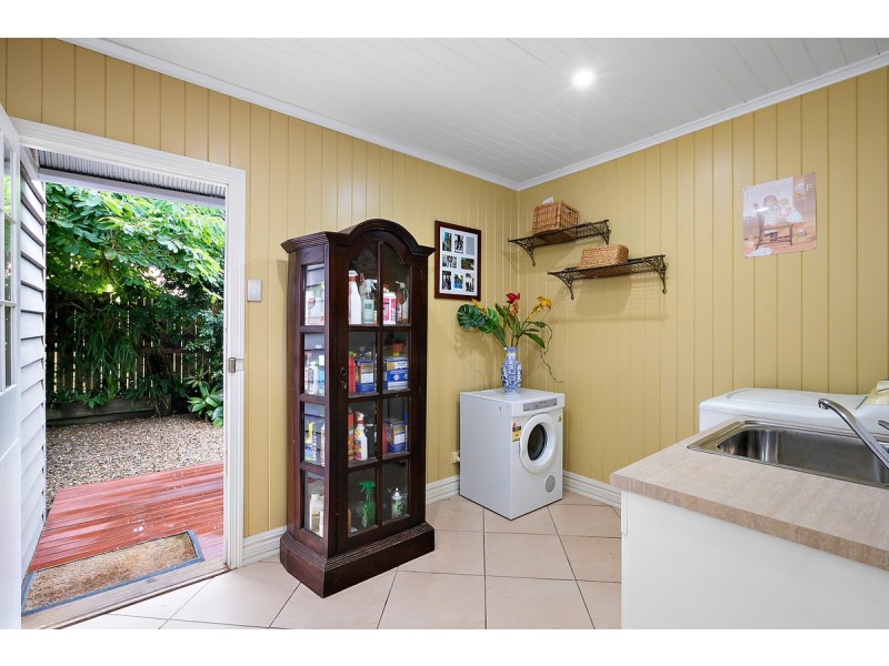 2 Keppell Street, Birkdale QLD 4159