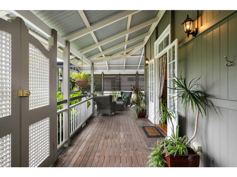 2 Keppell Street, Birkdale QLD 4159