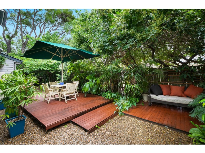 2 Keppell Street, Birkdale QLD 4159