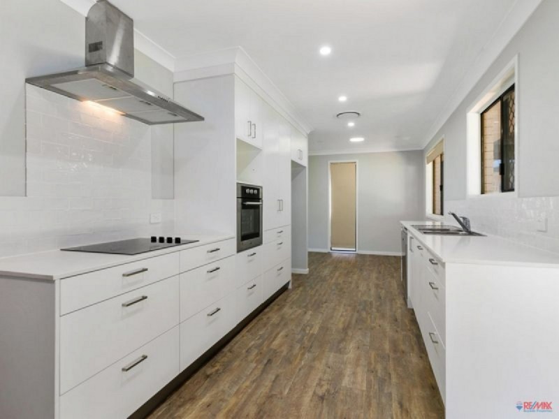 8 Newlyn Court, Alexandra Hills QLD 4161