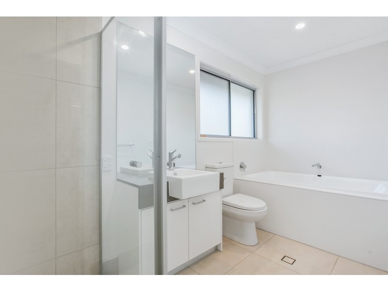 27 Brooyar Crescent, Capalaba QLD 4157