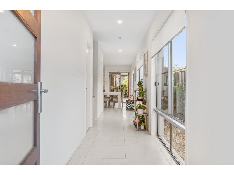 27 Brooyar Crescent, Capalaba QLD 4157