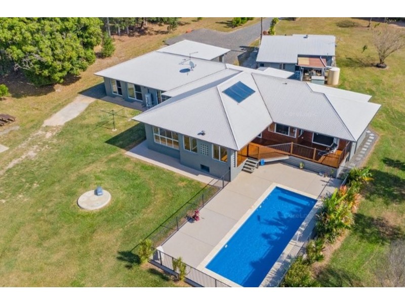 64 Heinemann Road, Redland Bay QLD 4165
