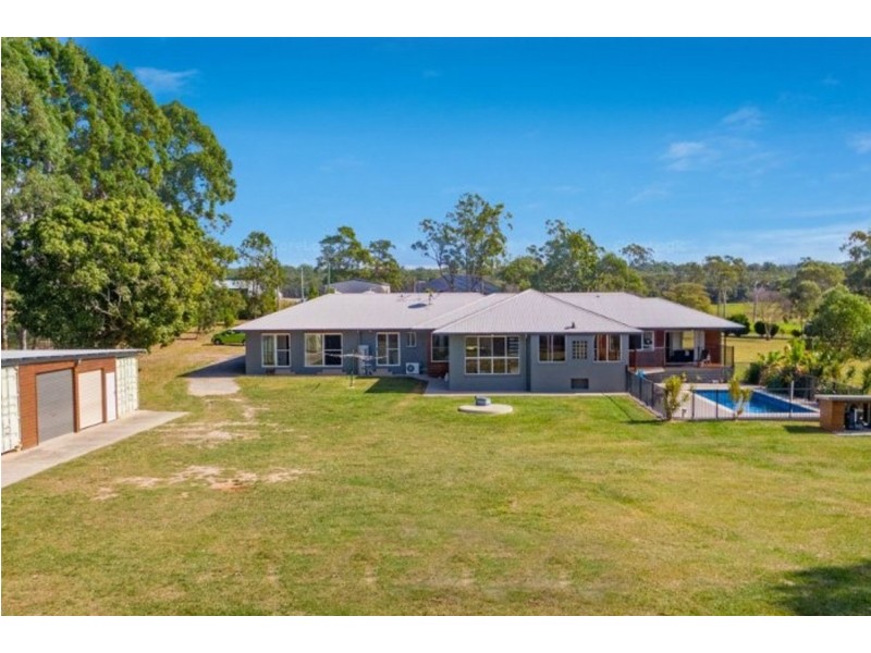 64 Heinemann Road, Redland Bay QLD 4165