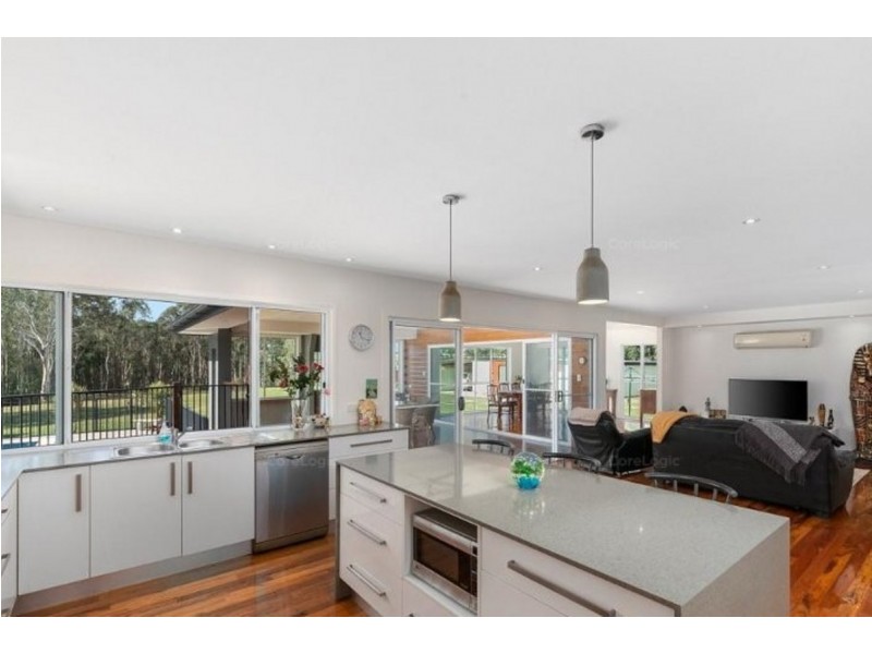 64 Heinemann Road, Redland Bay QLD 4165