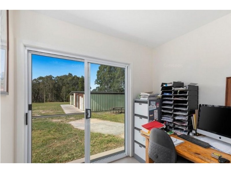 64 Heinemann Road, Redland Bay QLD 4165