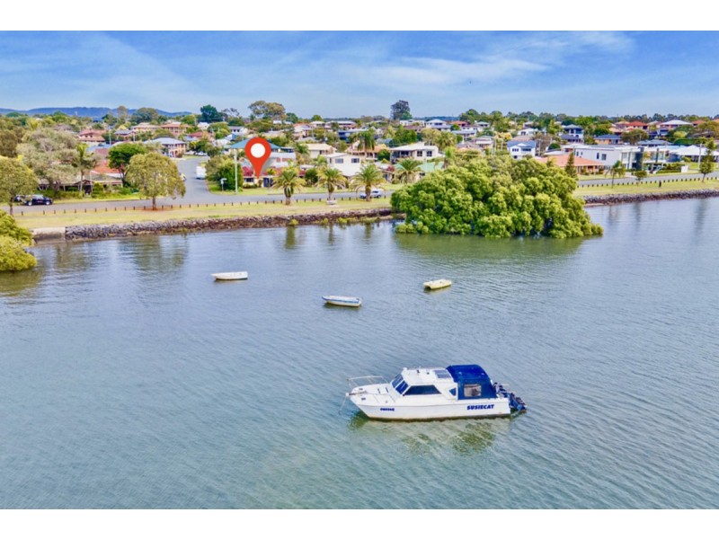 4 Rosebud Esplanade, Victoria Point QLD 4165