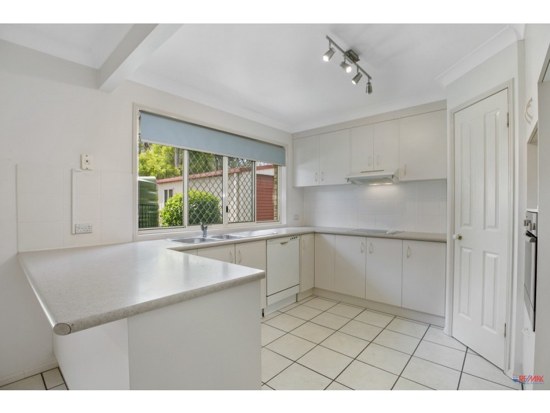 8 Pentland Close, Birkdale QLD 4159